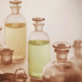 Touchez pas à nos parfums