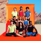 Lire la critique de Totem, la tribu de Kenzo 