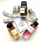 Lire la critique de Humeurs, baisers et voyage dans le temps : la revue de sorties parfums #3