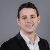 Lire la critique de Smell Talks : Moustafa Bensafi – Cerveau et odorat, notre nez sous influence ?