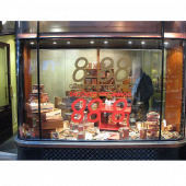 888 : Comme des garçons vous parfume à l'or