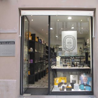 parfumerie nimes centre